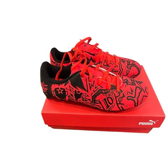 Puma Cleats Youth Sz.2 Red black New - Picture 1 of 5